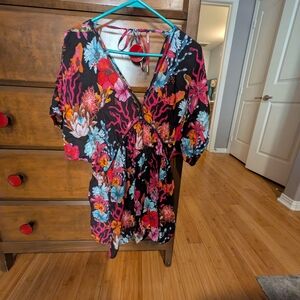 Floral V-Neck Kimono Sleeve Tunic, Darling Over Leggings Or As Mini Dress.